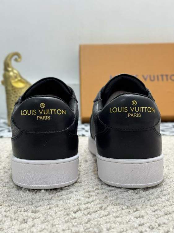 Picture of Louis Vuitton Shoes _SKULVsz38-45mnf070315429